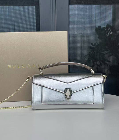 Bvlgari
Master+++
360 dhs💚

Zain153
♥️♥️♥️