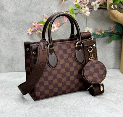 LV

with box 
🎁🎁🎁

120 dhs🪙🌨️

Zain177
♥️♥️♥️