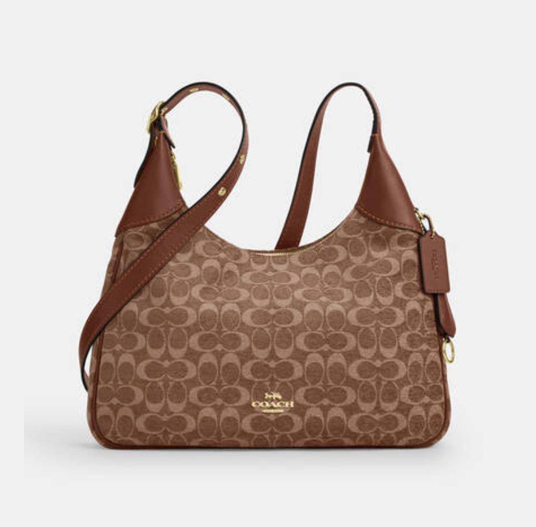 COACH 

WITH BOX 🎁

110 DHS🇦🇪🇦🇪

HIGH QUALITY 

Zain169
♥️♥️♥️