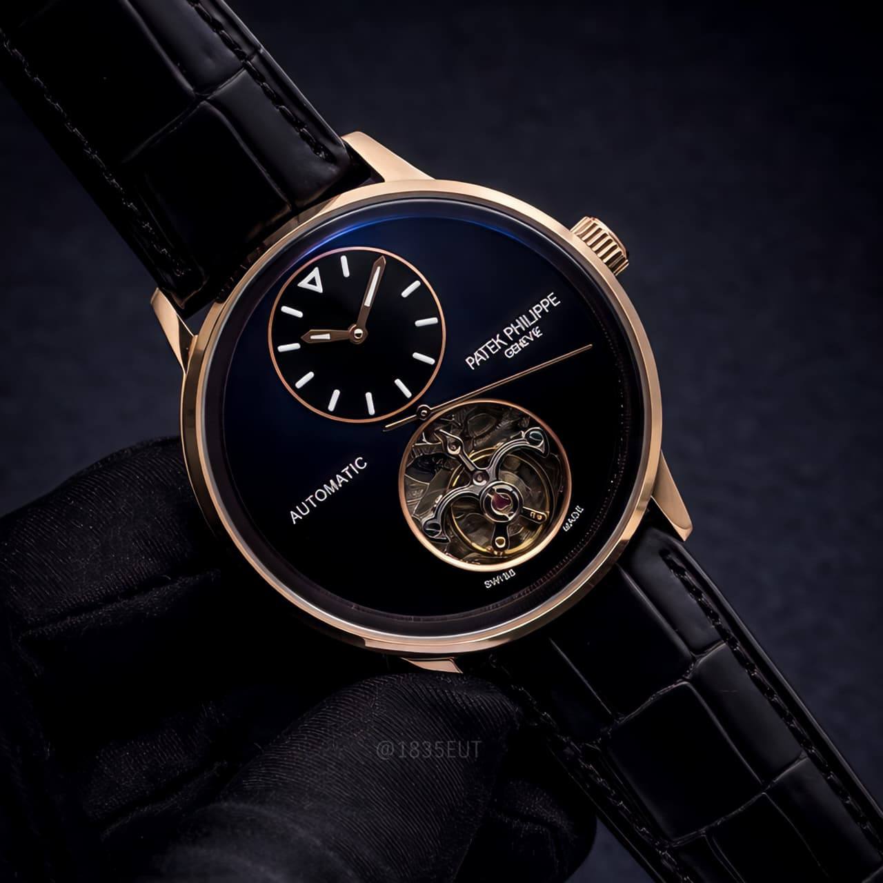 Patek philippe 
automatic turblon 
360 dhs✅

Zain78
♥️♥️♥️