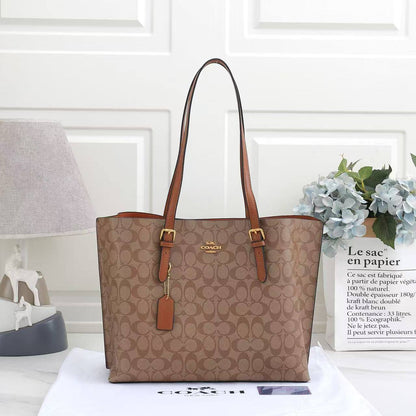 COACH 
GOOD QUALITY 
120 dhs✅

Zain295
♥️♥️♥️