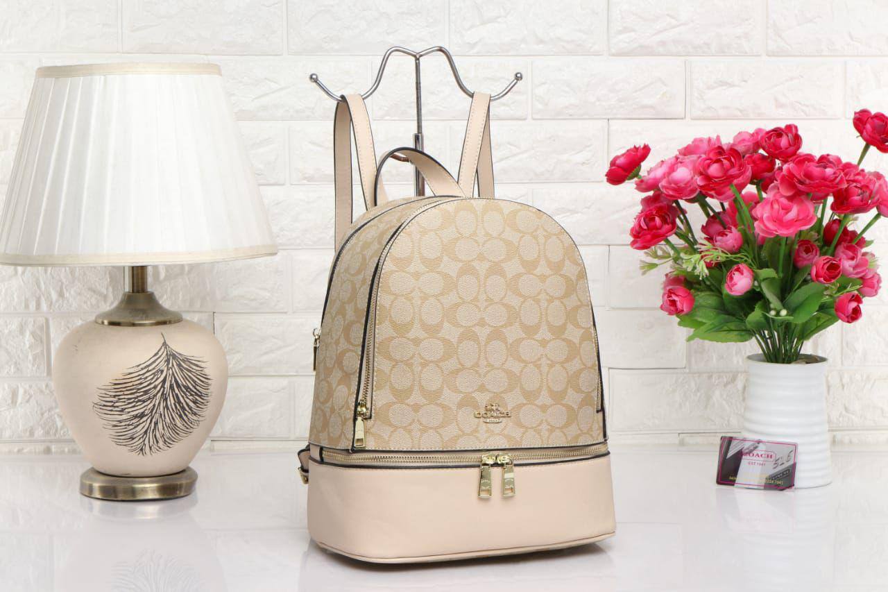 COACH BACKPACK 
 GOOD QUALITY 
100 dhs🇦🇪🇦🇪

Zain295
♥️♥️♥️