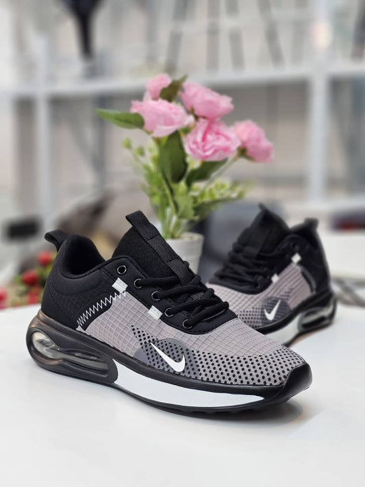 Nike
Size 40-46   
90 dhs🇦🇪

Zain163
♥️♥️♥️