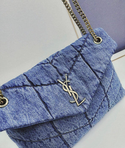 YSL 
COPY ONE 
190 dhs💛

Zain17
♥️♥️♥️