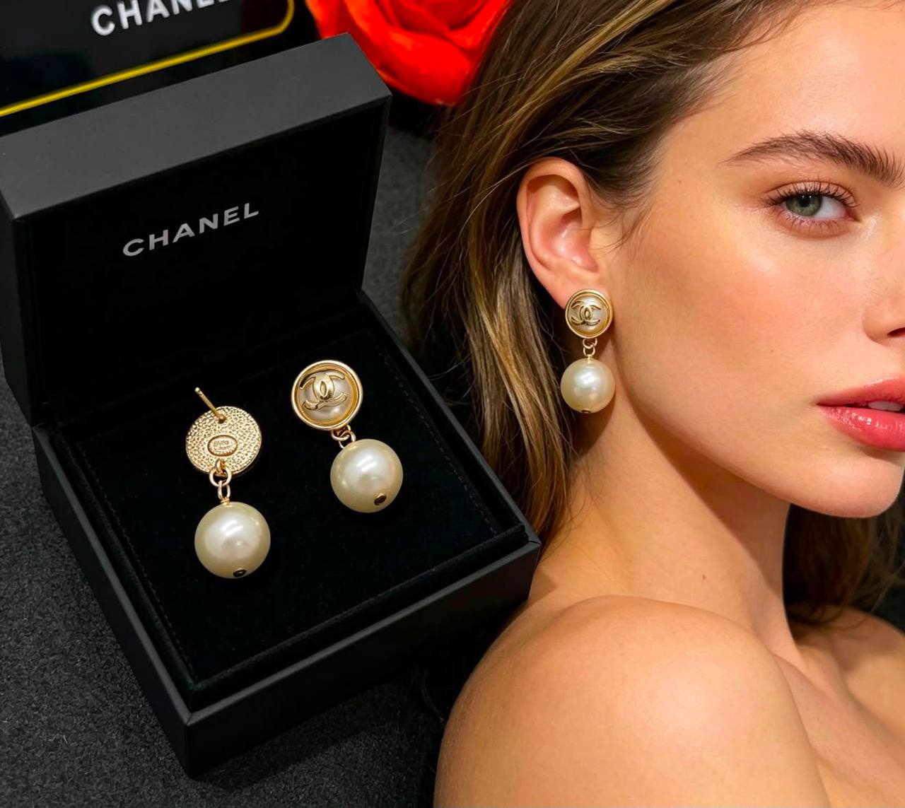 CHANEL❤️‍🔥*
Earring 🐦‍🔥
Master quality 💯
With normal boxes 🗃️ 
45 dhs💓
With master box 📦 
60 dhs💓

Zain216
♥️♥️♥️