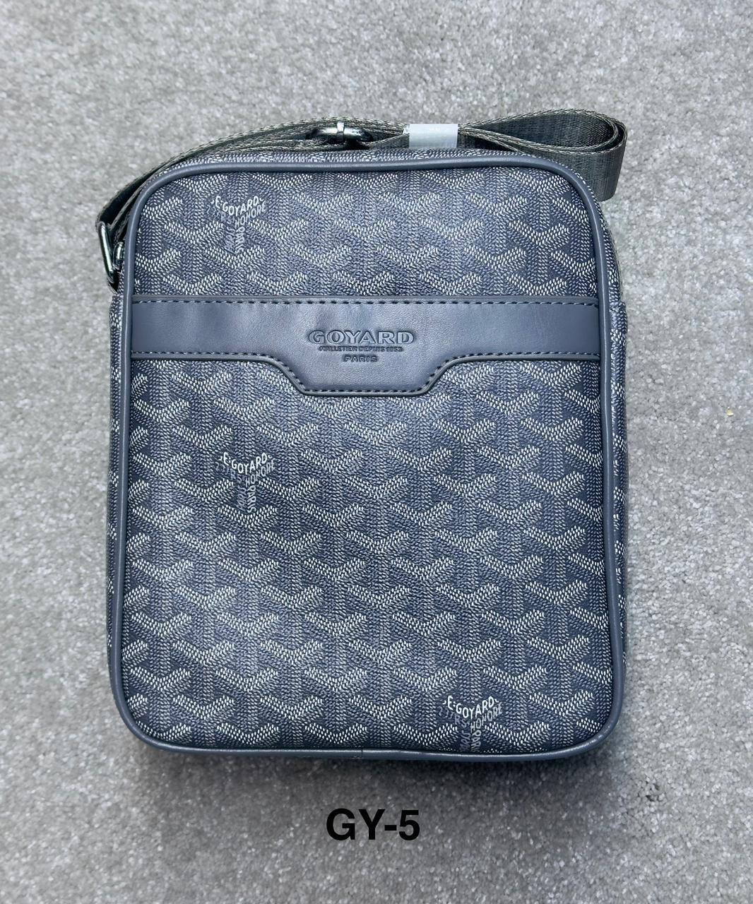 Bags
80 dhs✅

Zain182
♥️♥️♥️