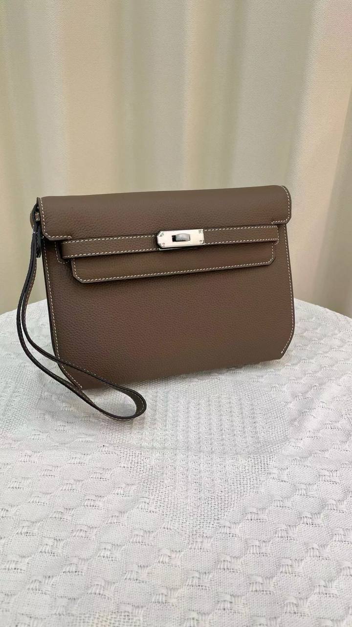 Hermes
Master Bags
For Price 👇 WTSP Text Zain 0568585901

Zain111
♥️♥️♥️