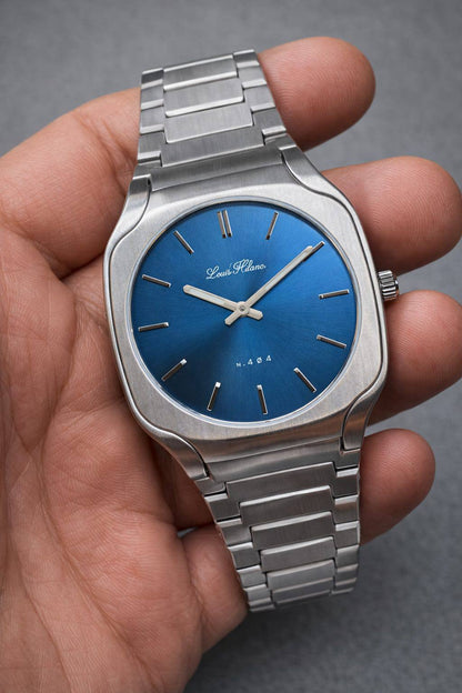 Louis Hilano watch for men good quality 
260 dhs🇦🇪🇦🇪

Zain59
♥️♥️♥️