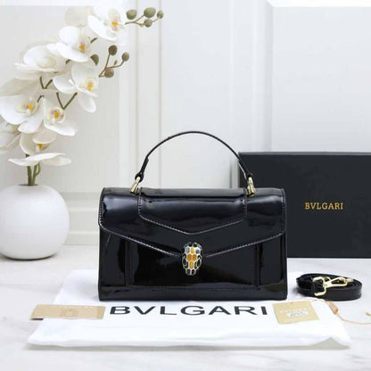 BVLGARI 

95 dhs🪙🌨️

with box
🎁🎁🎁

Zain90
♥️♥️♥️