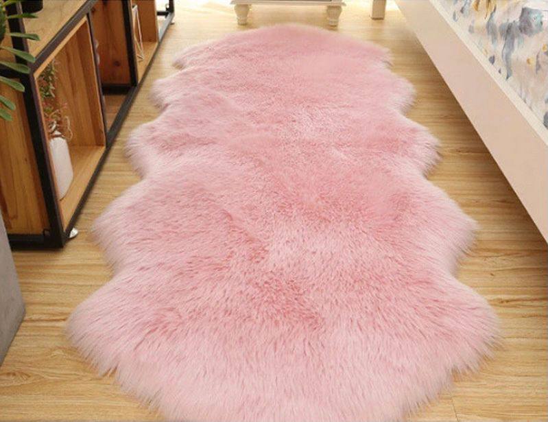 Runner
Far 
Size 180/60
75 dhs🪙💕

Zain99
♥️♥️♥️