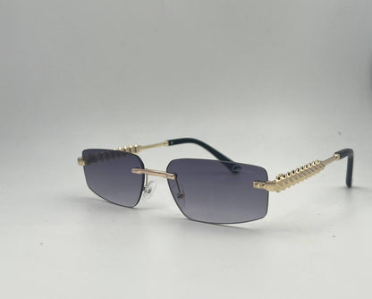 Cartier
Sunglasses 🕶️ 
good quality 💯
With master box 🗃️ 
50 dhs🪙🌨️

Zain273
♥️♥️♥️