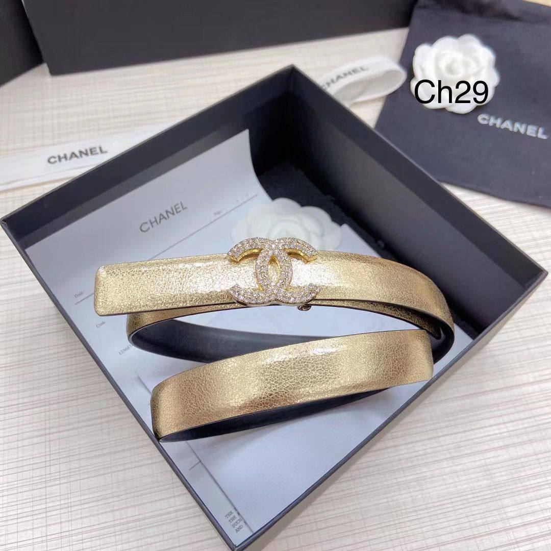 Chanel
💜*available again*💜
260 dhs🪙🌨️

Zain160
♥️♥️♥️