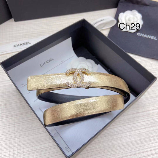 Chanel
💜*available again*💜
260 dhs🪙🌨️

Zain160
♥️♥️♥️