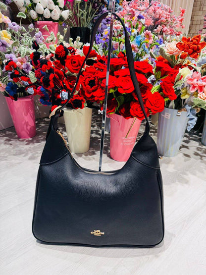 COACH ELLA  
36cm
105 dhs🌺

Zain44
♥️♥️♥️