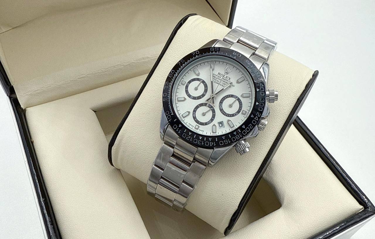 Rolex
Stop watch 
75 dhs🪙🌨️

Zain45
♥️♥️♥️