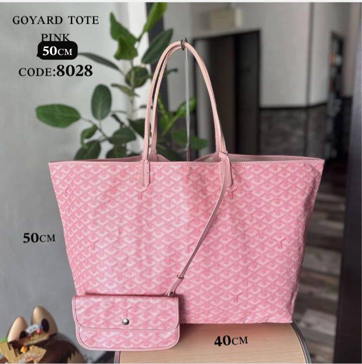 Goyard sᴀɪɴᴛ ʟᴏᴜɪs ᴛᴏᴛᴇ ʙᴀɢ
ʟᴇᴀᴛʜᴇʀ ᴍᴀᴛᴇʀɪᴀʟ 
sɪᴢᴇ:𝟓0ᴄᴍ
95 dhs✅

Zain56
♥️♥️♥️