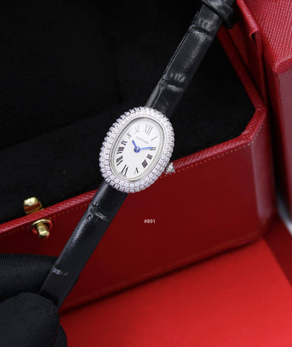 CARTIER BAIGNOIRE WOMEN MINI SIZE BATTERY

400 dhs🌺

Zain58
♥️♥️♥️