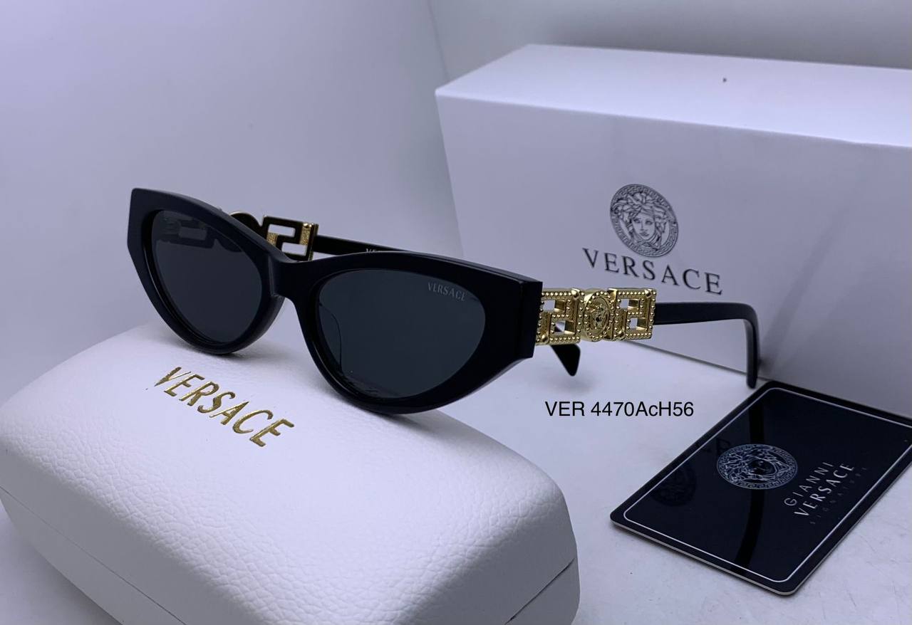 Versace
Ladies super Master quality 
180 dhs✅

Zain126
♥️♥️♥️