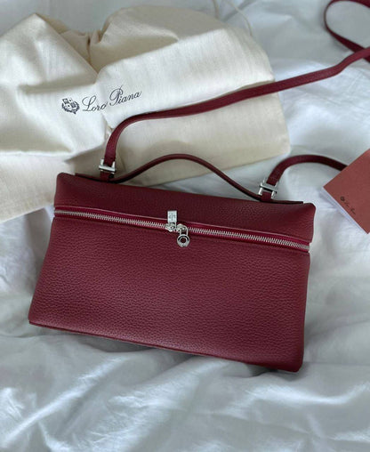 Loro piana

90 dhs🇦🇪🇦🇪🇦🇪
With box

Zain219
♥️♥️♥️