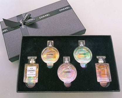 CHANEL

 5in1 BLACK 

55 dhs🇦🇪🇦🇪 each

Zain01
♥️♥️♥️