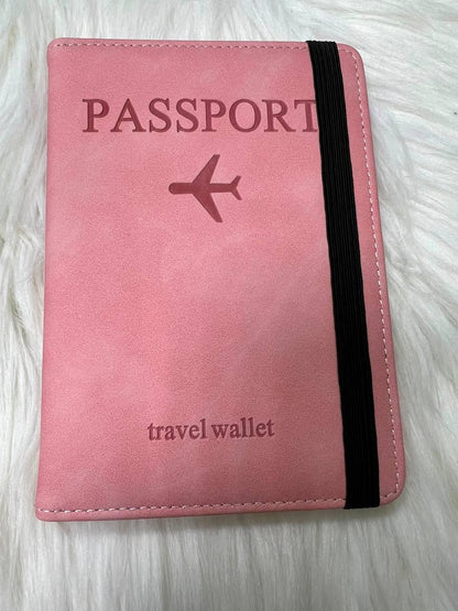 Passport Holder
40 dhs💓

Zain182
♥️♥️♥️