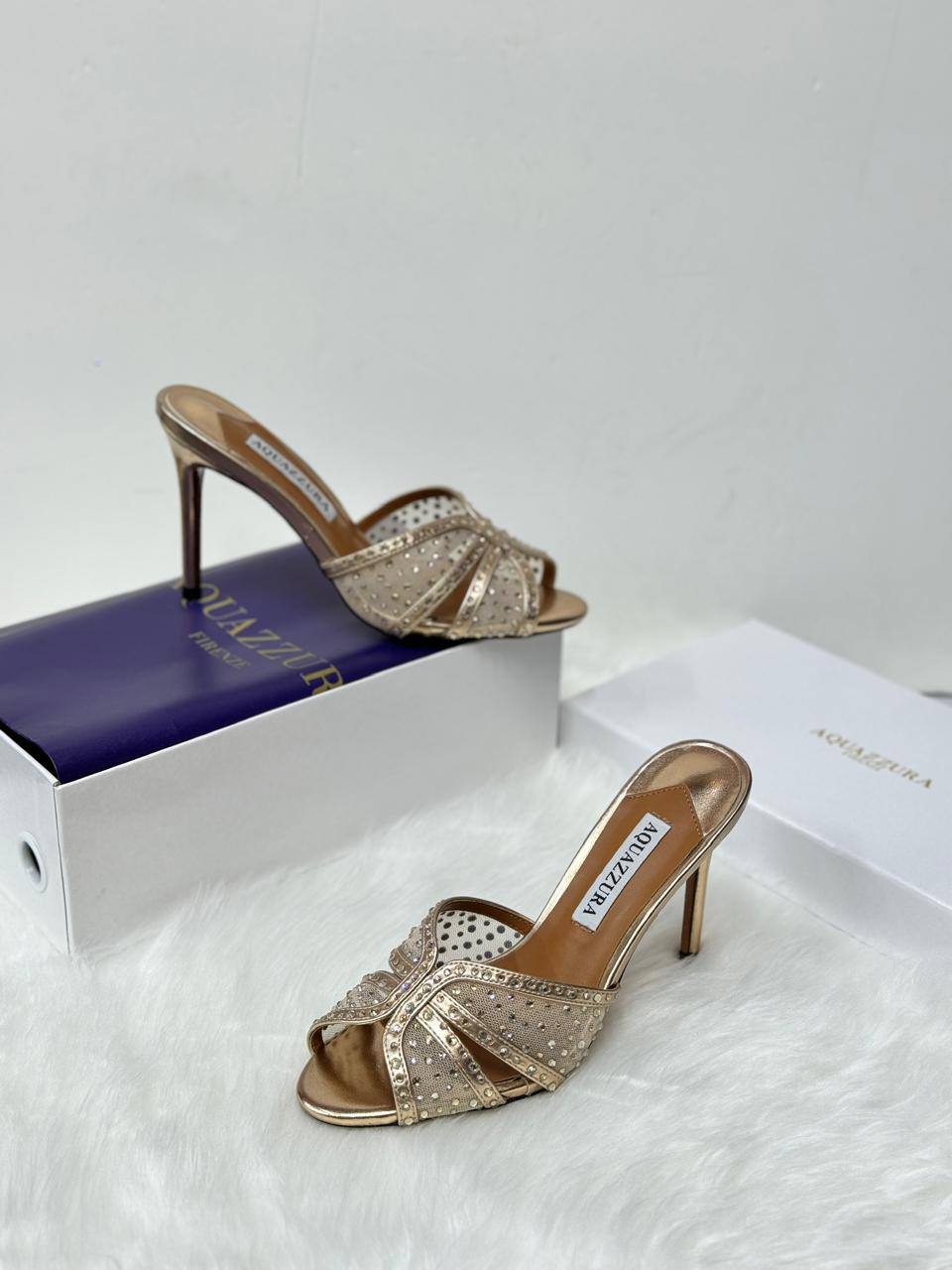 AQUAZZURA 
Restock✅
Size 36 to 41
115 dhs🪙🌨️

Zain21
♥️♥️♥️
