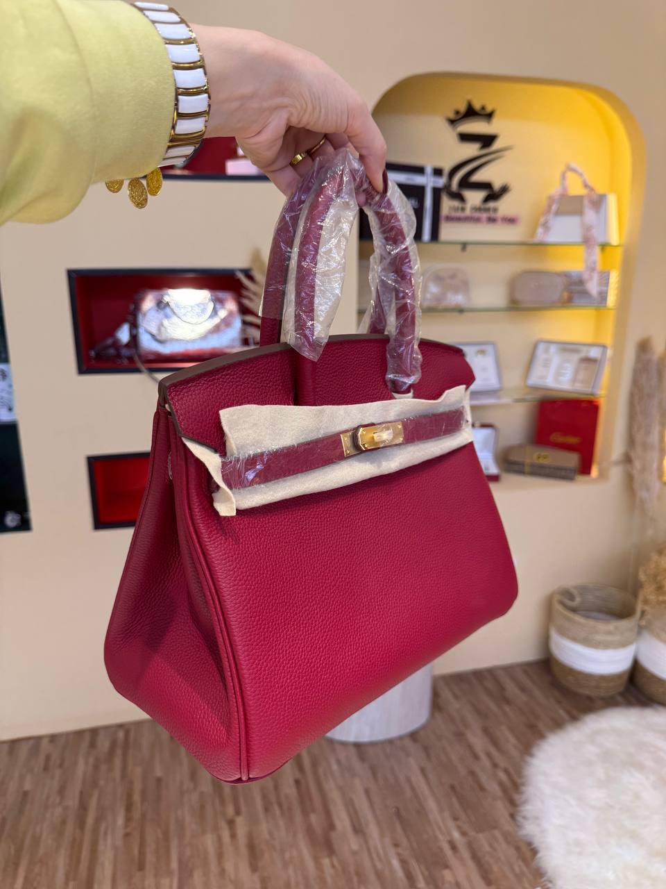 Master hermes

450 dhs

Zain228

اطلبوها من الوتس المثبت في الأعلى👆🏻👆🏻

تواصلو معنا 👈🏻 Zain 
For order WhatsApp pinned 👆🏻

♥️♥️♥️
