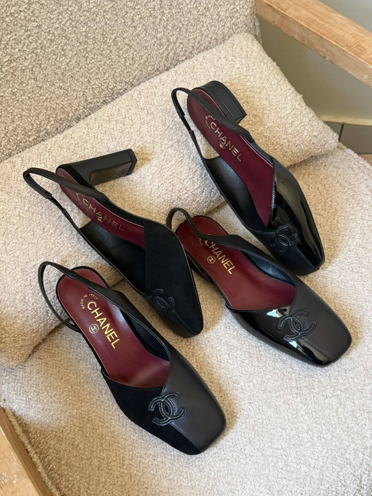 Chanel

𝐒𝐢𝐳𝐞𝐬: 𝟑𝟔 — 𝟒𝟏
500 dhs🇦🇪🇦🇪

Zain298
♥️♥️♥️