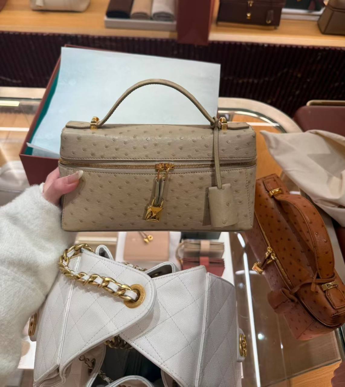 Loro Piana
Extra Pocket 23
Made of Authentic Leather
Direct factory order delivery 15days after down payment. 
Guaranteed Premium Quality❣️❣️❣️
For Price 👇 WhatsApp✅
0568585901 
0507557372
0552275751 Owner Zain 👌

Zain71
♥️♥️♥️