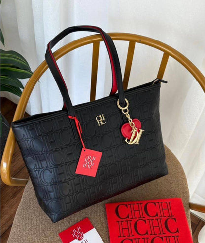 CH
100 dhs🪙🌨️
SIZE：42cm
High quality and large capacity

Zain35
♥️♥️♥️