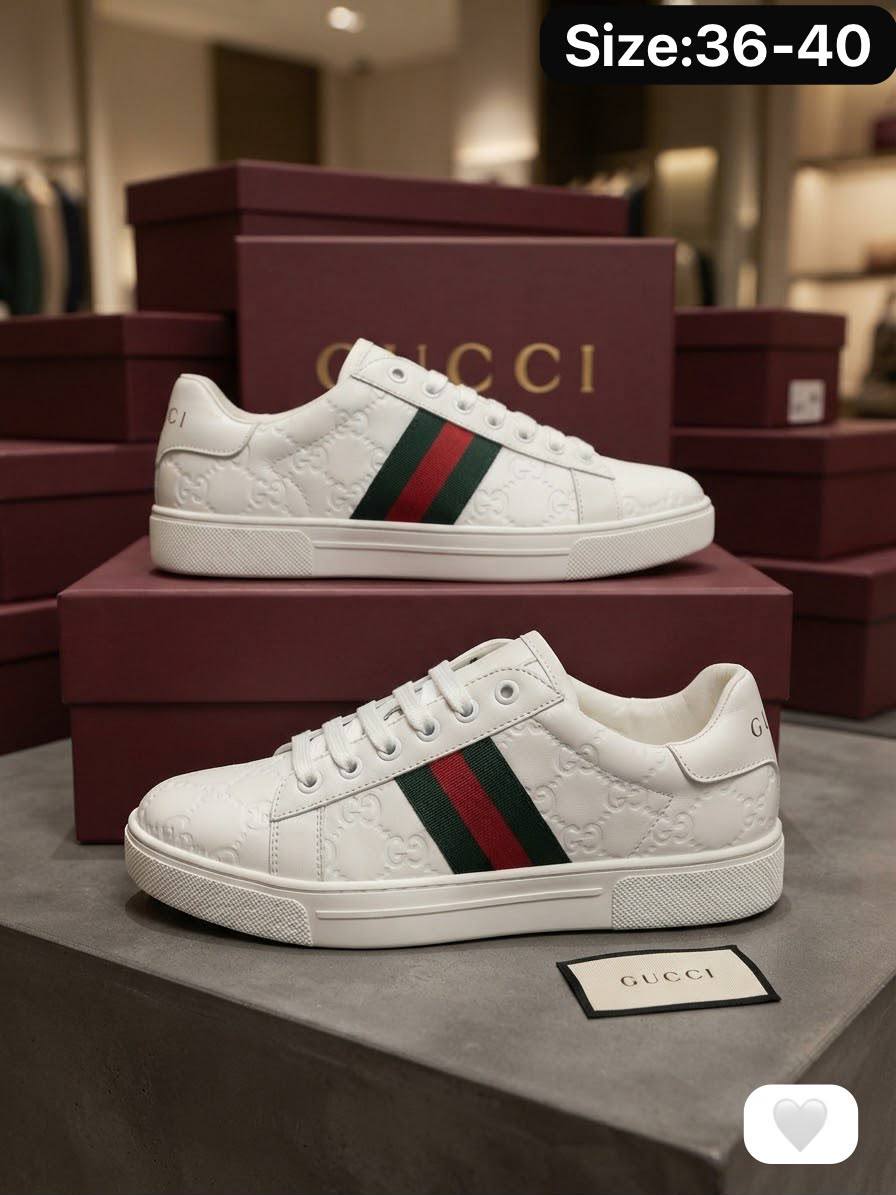 Gucci

 Lady shoes 

Withbox & paper bag 

120 dhs🇦🇪🇦🇪

Zain40
♥️♥️♥️