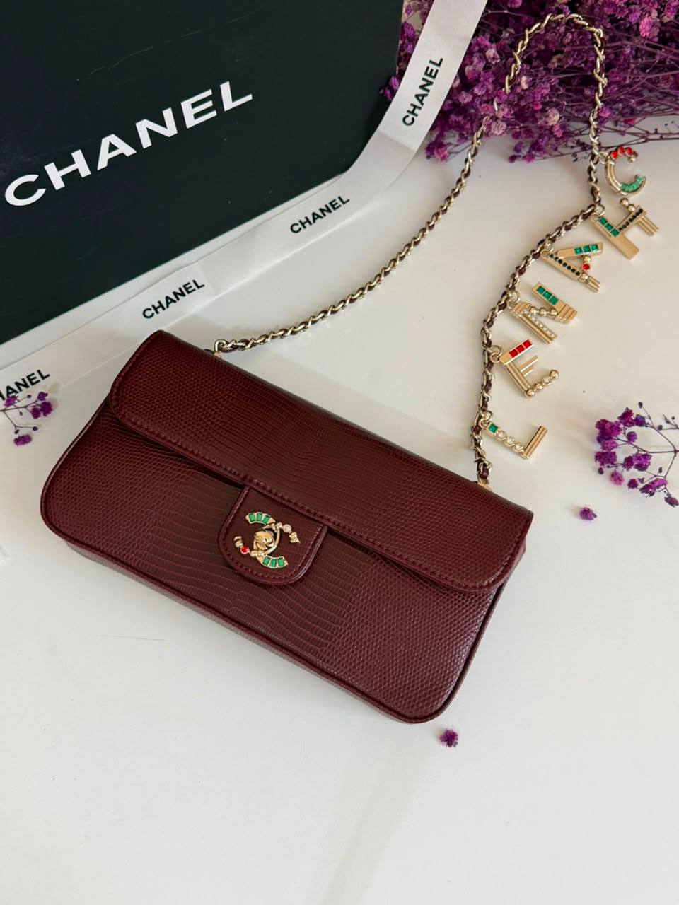 Chanel

240 dhs

Zain134
♥️♥️♥️