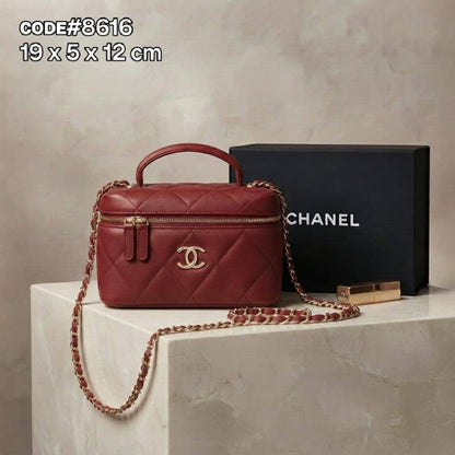CHANEL ᴠᴀɴɪᴛʏ ᴄʟᴜᴛᴄʜ ᴛᴏᴘ ʜᴀɴᴅʟᴇ ʙᴀɢ ᴡɪᴛʜ ɢᴏʟᴅ ʟᴏɴɢ ᴄʜᴀɪɴ sᴛʀᴀᴘ sɪᴢᴇ : 19 cm WITH BOX
80 dhs🇦🇪🇦🇪


Good material quality 

Zain31
♥️♥️♥️