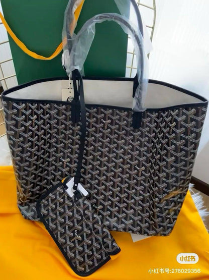 Goyard
46 cm
75 dhs💓

Zain17
♥️♥️♥️
