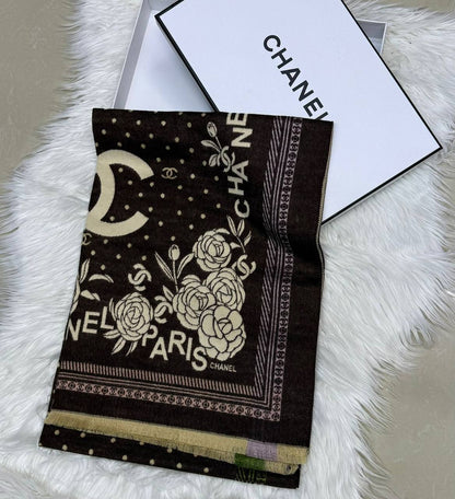 Winter scarf 
45 dhs🪙💚

Zain93