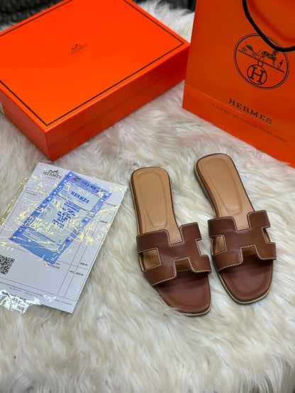 Hermes
Size:36 to 41
90 dhs🇦🇪🇦🇪

Zain241
♥️♥️♥️