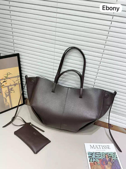 Polene Toute
Big Size : 50 * 30 cm
120 dhs🪙🖤

Zain115
♥️♥️♥️