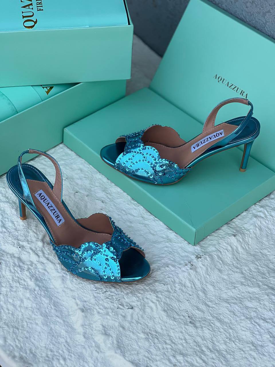 Aquazzura
𝟗𝐂𝐌
💯high quality
Size 36-37-38-39-40-41

130 dhs🇦🇪🇦🇪

Zain86
♥️♥️♥️