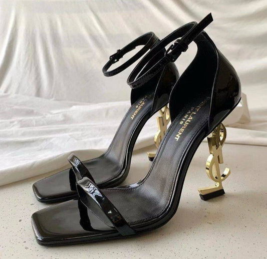 Ysl
 High Heel, 
Good Quality, 
New Arrived 
Size 36 To 41 
130 dhs💓

Zain120
Zain16
♥️♥️♥️