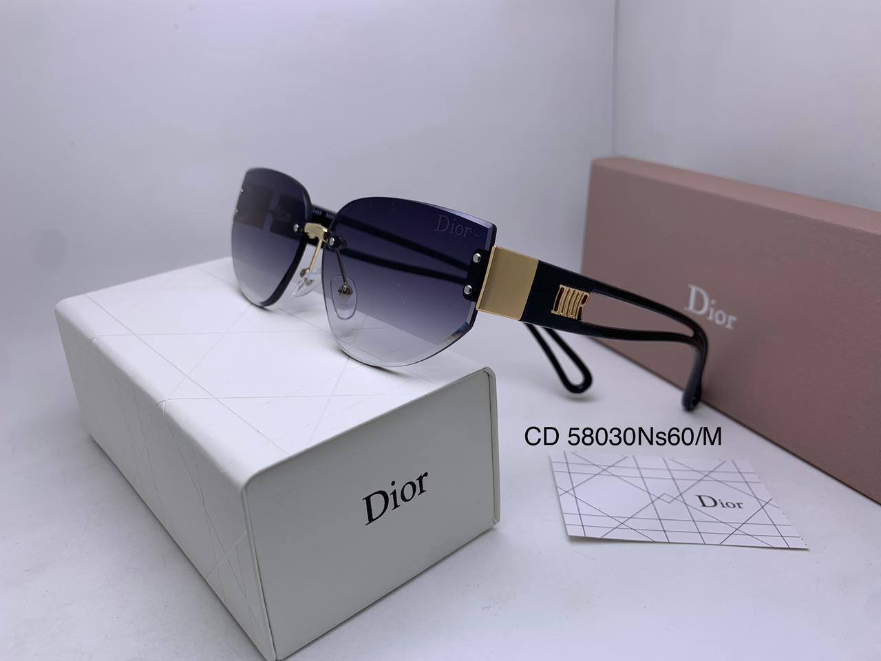 Dior
70 dhs✅

Zain126
♥️♥️♥️