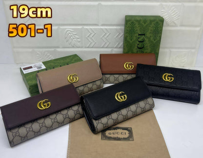 Gucci - Coach

with box
🎁🎁🎁

70 dhs❣️

Zain13
♥️♥️♥️