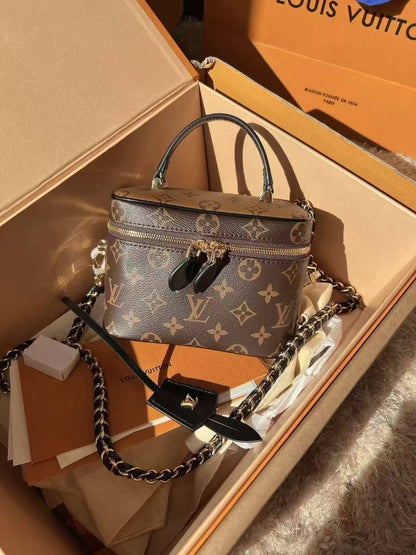 LV

290 dhs🇦🇪🇦🇪

Zain153
♥️♥️♥️