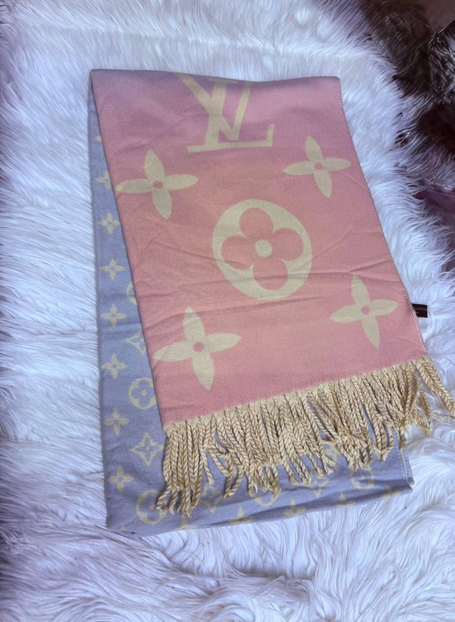 New 
Winter scarf 

45 dhs🪙🌨️
Zain93
♥️♥️♥️