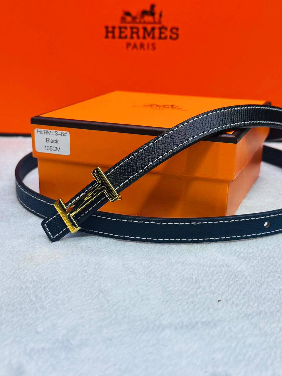 Hermes Belt

With box 
🎁🎁🎁

55 dhs💓

Zain93
♥️♥️♥️