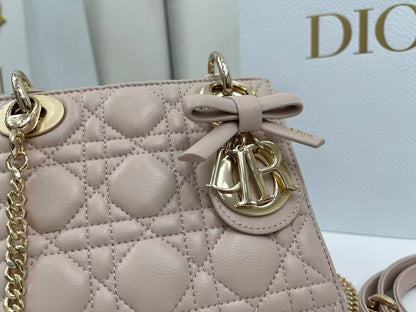 Super XXX Master Bags
For Price 👇 WTSP Text Zain 0568585901

Zain274
♥️♥️♥️