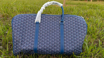 Goyard 
110 dhs🇦🇪🇦🇪
size 55cm

Zain42
♥️♥️♥️