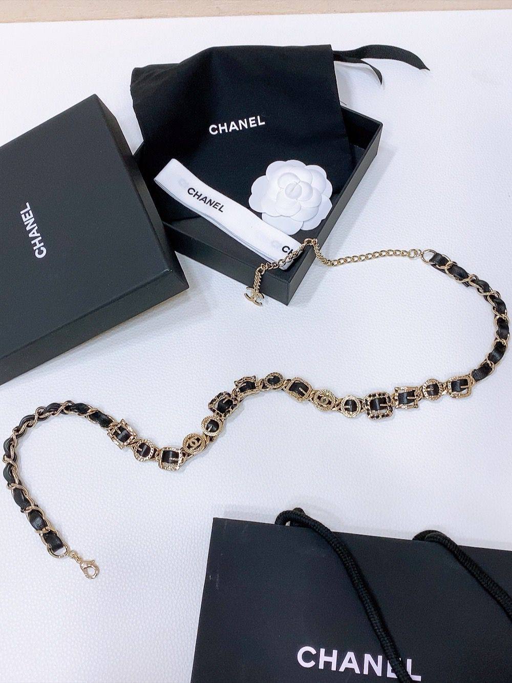 Chanel

Master quality

380 dhs🇦🇪🇦🇪

Zain164
♥️♥️♥️