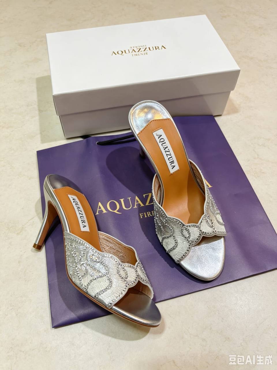NEW CAME🥰
AQUAZZURA 
GOOD QUALITY
105 dhs🇦🇪🇦🇪
SIZE: 36 TO 41

Zain40
♥️♥️♥️