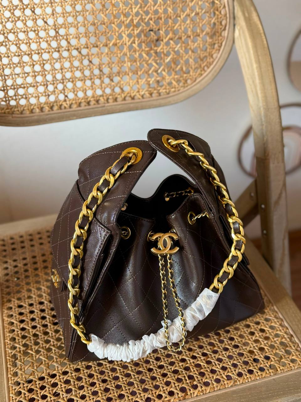 Available again✨✨✨

CHANEL 

22_25cm
360_380😍

*MASTER QUALITY*

With box🎁

Zain167
♥️♥️♥️