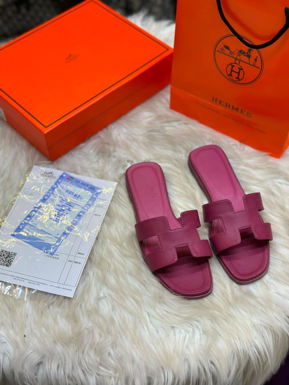 Hermes
Size:36 to 41
90 dhs🇦🇪🇦🇪

Zain241
♥️♥️♥️